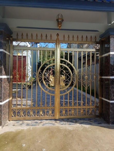 Mẫu cửa cổng nung inox 2 cánh đẹp nhất năm 2021
